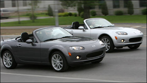 Prueba de manejo del Mazda MX-5 GS 2007 Revisión del editor |  Reseñas de autos |  Auto123