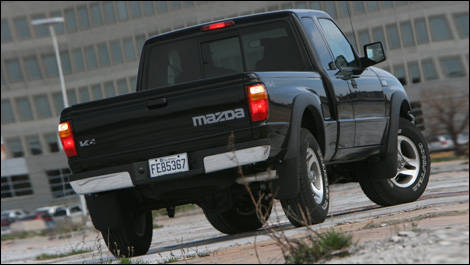  Prueba de carretera 4x4 Mazda B4000 SE 2007 |  Reseñas de autos |  Auto123
