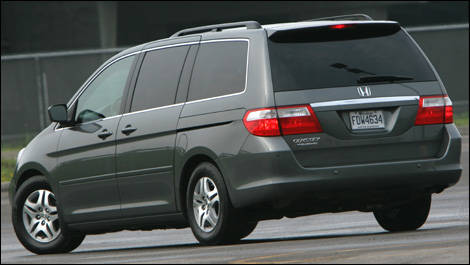 2007 Honda Odyssey Touring Road Test 