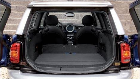 New 5 Door Mini Cooper Clubman For 2008 Car News Auto123