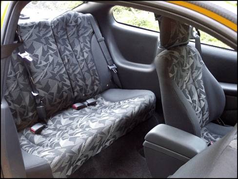 Auto123 New Cars Used Auto Shows Car Reviews News - 2003 Pontiac Sunfire Seat Covers