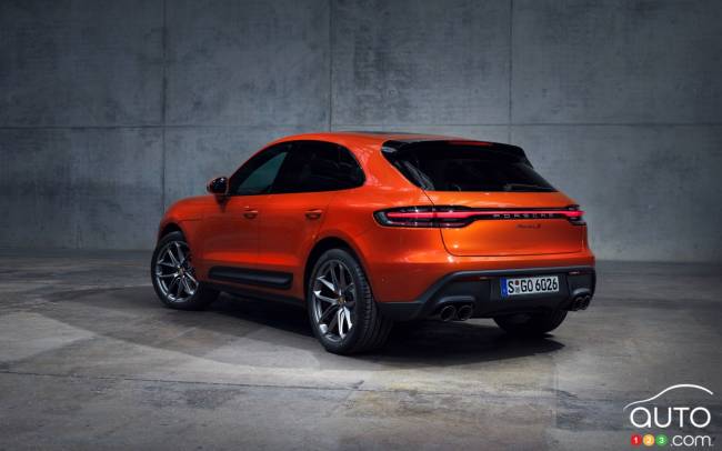 2022 Porsche Macan, three-quarters rear