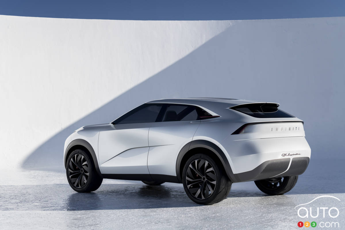 Infiniti EV (prototype  QX Inspiration), trois quarts arrière