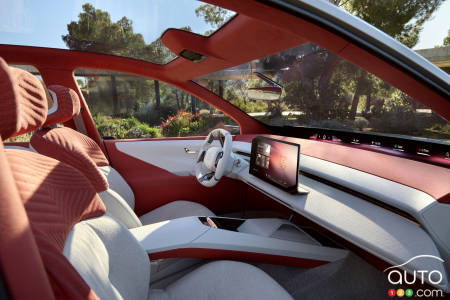 BMW Neue Klasse X concept, side view interior