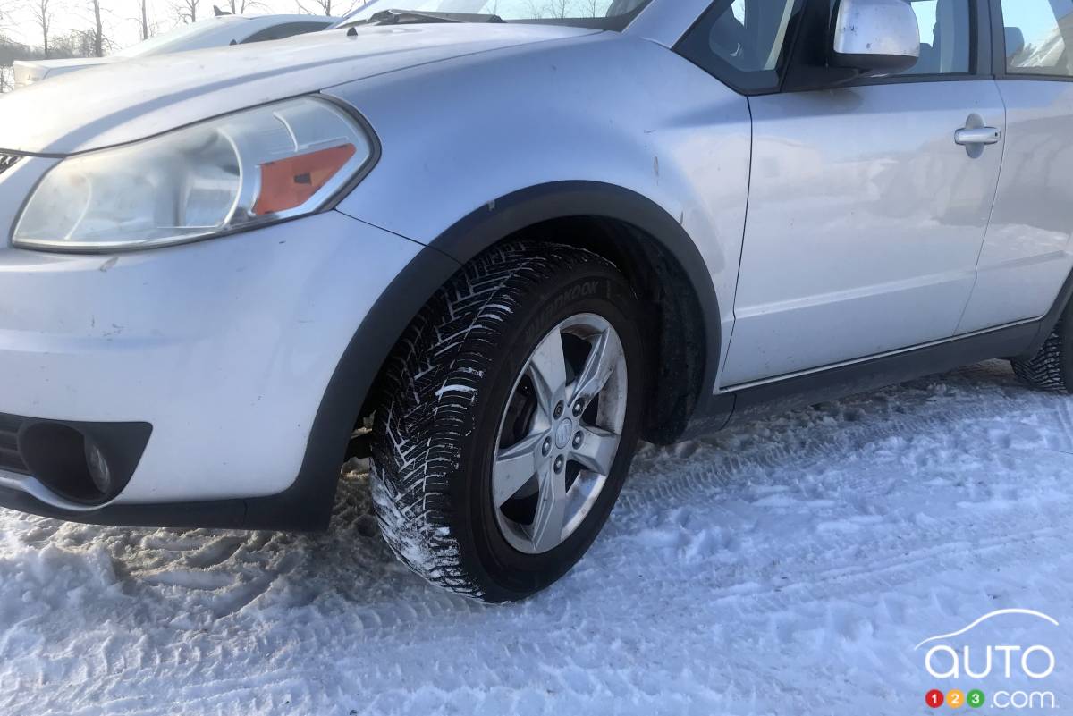 Ces Hankook Kinergy 4S2 mis à l’essai sur une Suzuki ont bien réagi aux deux derniers hivers.