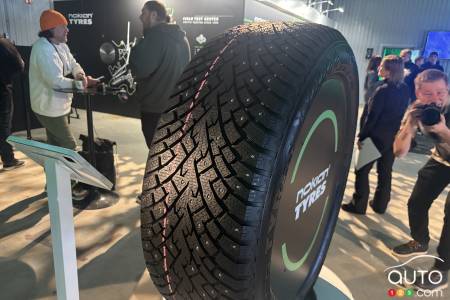 La bande de roulement du Hakka 01 est similaire à celle du Hakka 10.