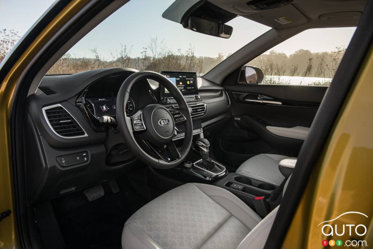 Kia Seltos 2021, intérieur