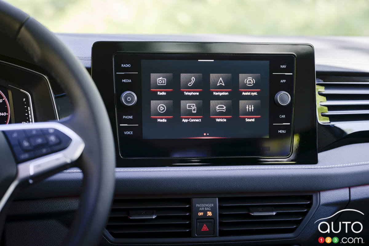 2025 Volkswagen Jetta, multimedia screen