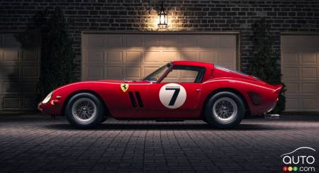 La Ferrari 250 GTO 1962, de profil