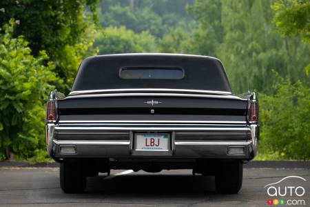 Lincoln Continental 1965 noir