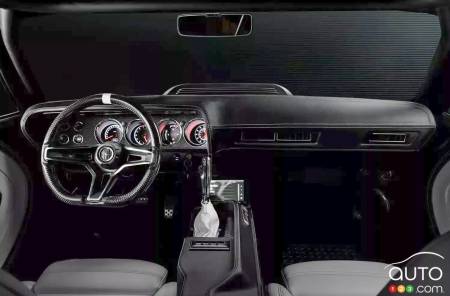 The Plymouth Barracuda Infected, interior