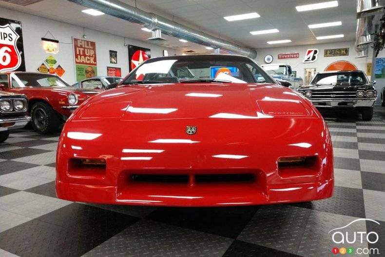 Last Pontiac Fiero ever built, a 1988 GT model, sells for $90,000 - Autoblog