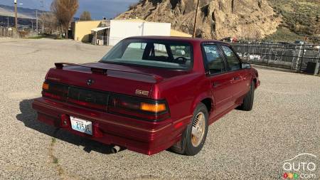 La Pontiac 6000 1990, trois quarts arrière