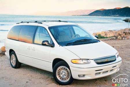 Chrysler Town and Country 1996