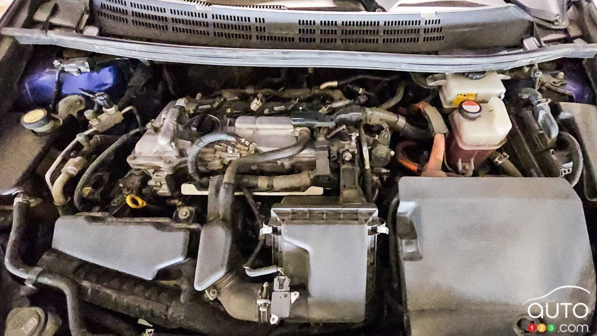 Moteur de la Lexus CT 200h 2014
