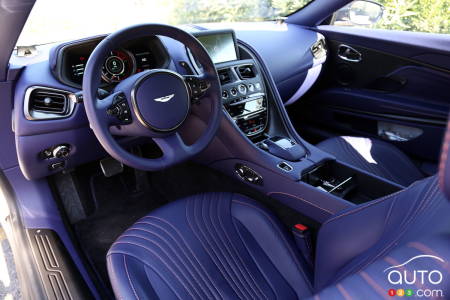 Aston Martin DB11 2020, intérieur