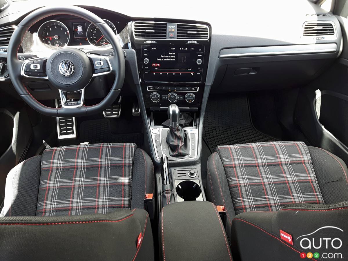 Volkswagen Golf GTI