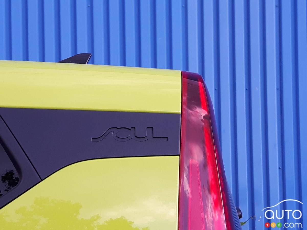 Kia Soul EV 2020, logo