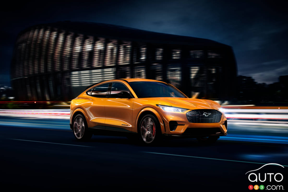 Le Ford Mustang Mach-E 2021, en cyber orange