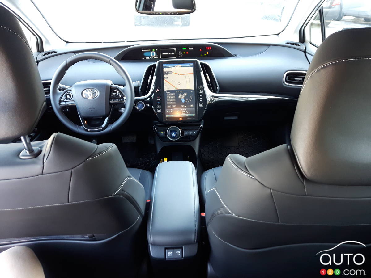 Toyota Prius Prime, intérieur