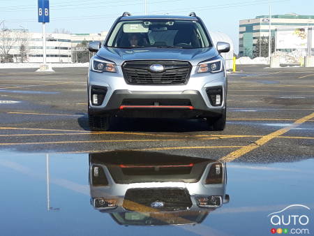 2021 Subaru Forester, front