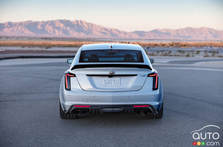 Cadillac CT5-V Blackwing, arrière