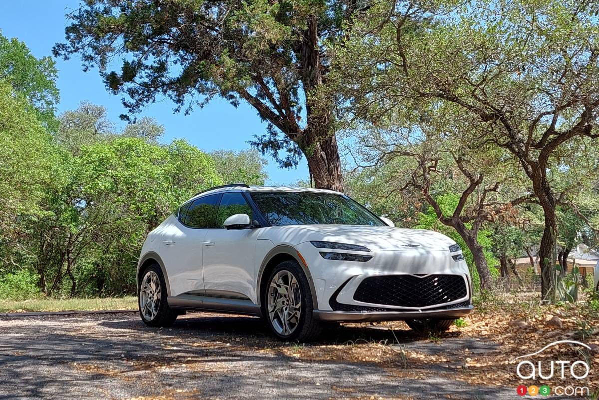 Genesis GV60 2023, trois quarts avant