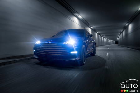 Aston Martin DBX707, headlights