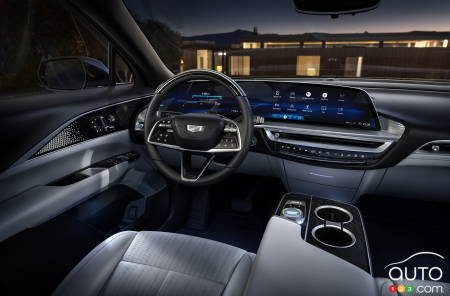 2023 Cadillac Lyriq, interior