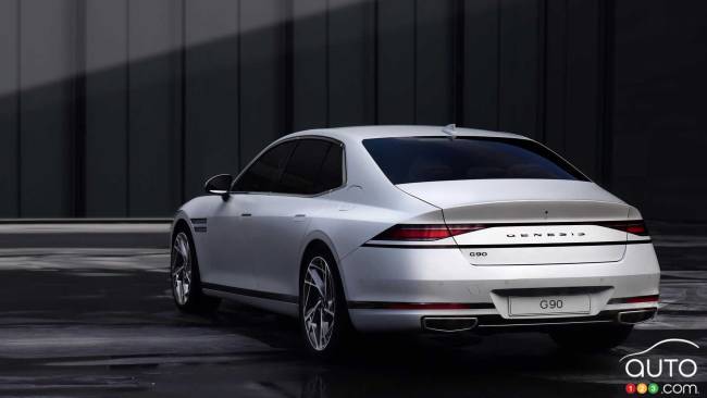 Genesis G90, rear