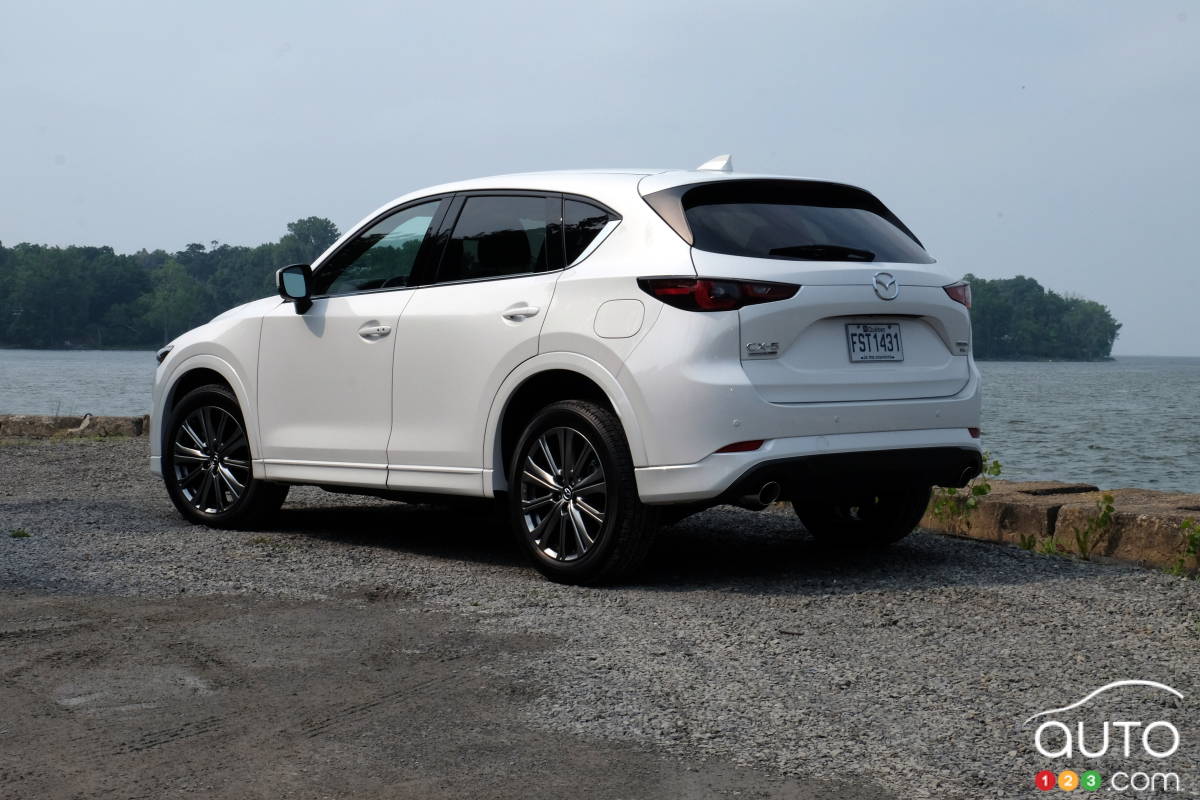 Mazda CX-5 2024/25, trois quarts arrière