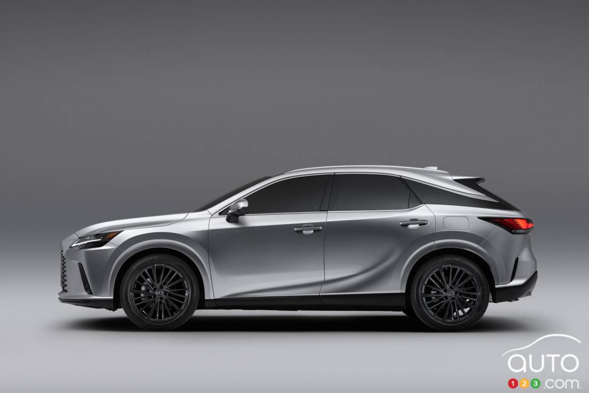 Lexus RX 2023, profil