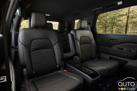 2024/25 Nissan Pathfinder, second-row seating
