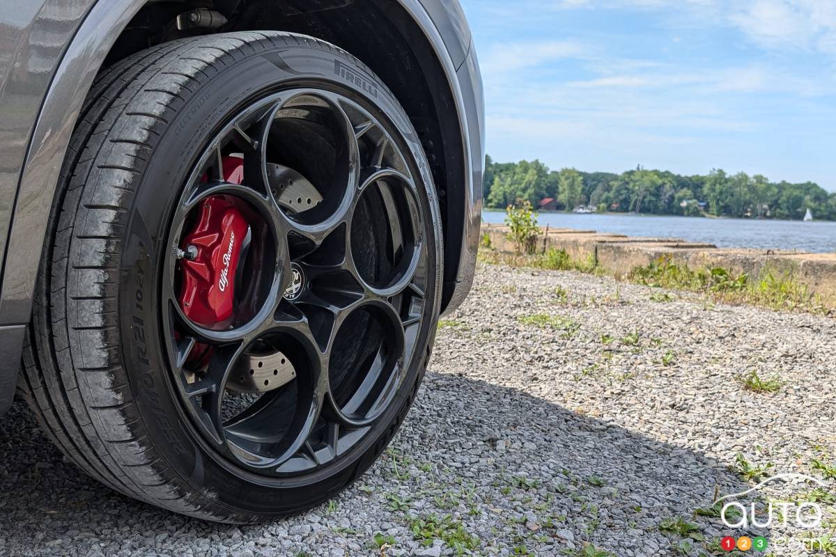 Alfa Romeo Stelvio Quadrifoglio 2024, roue