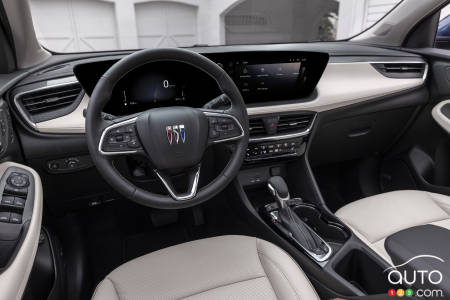 2024 Buick Encore GX Avenir - Interior