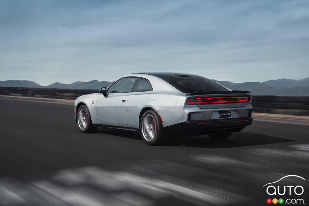 Dodge Charger Daytona 2024, sur la route