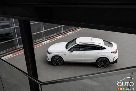 The 2024 Mercedes-AMG GLC 43 4MATIC Coupé, from above