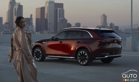 Mazda CX-90 2024 - Trois quarts arrière