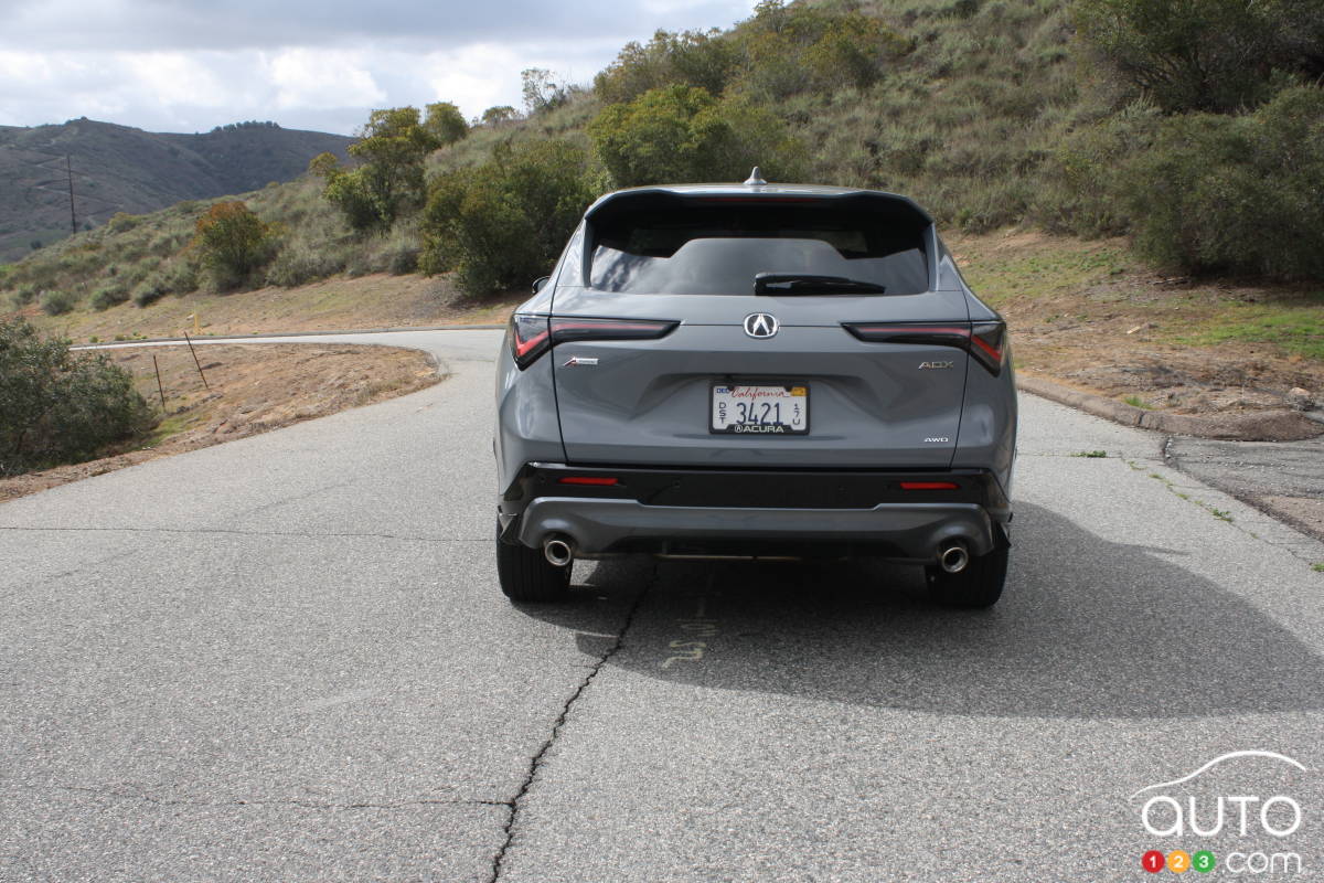 Acura ADX 2025, arrière