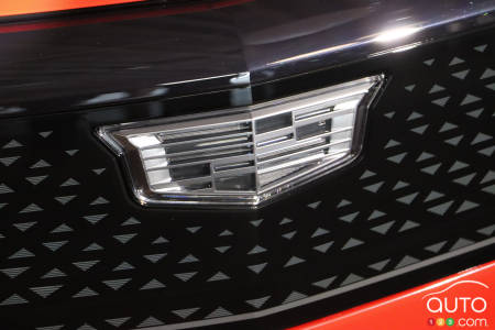 2025 Cadillac Optiq, logo
