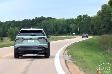 Chevrolet Equinox Activ 2025, sur la route