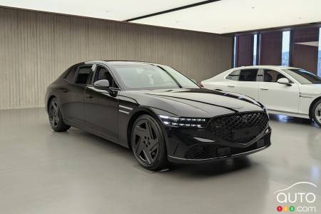 Genesis G90 Black 2025