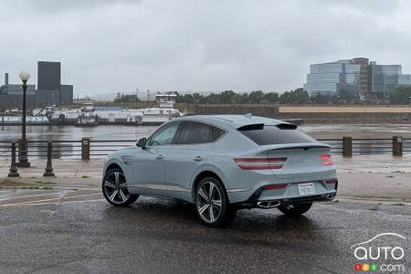 2025 Genesis GV80 Coupe, three-quarters rear