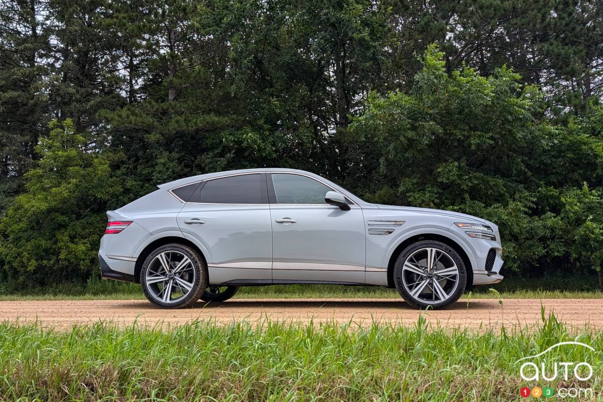 Genesis GV80 Coupé 2025, de profil