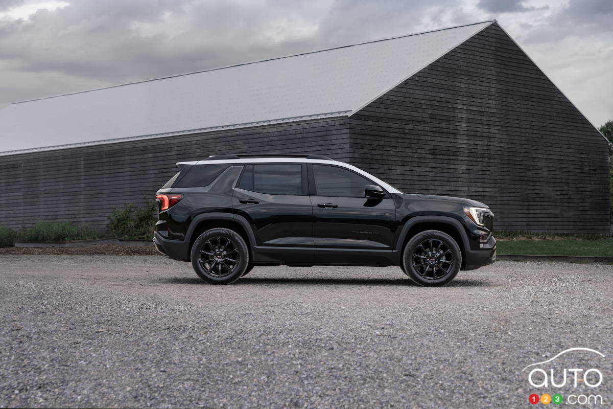 GMC Terrain 2025, de profil