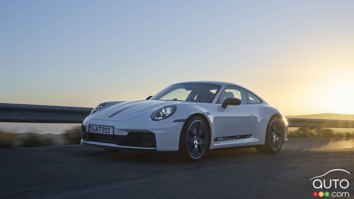 Porsche 911 Carrera T 2025, trois quarts avant