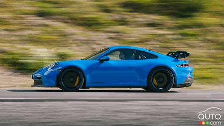 2025 Porsche 911 GT3, in profile