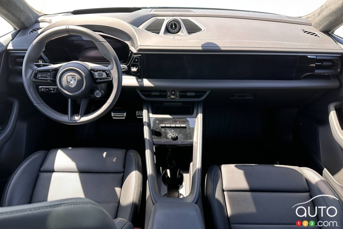 Porsche Macan Turbo électrique 2025, intérieur