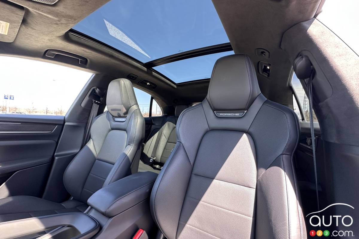 Porsche Macan Turbo électrique 2025, sièges
