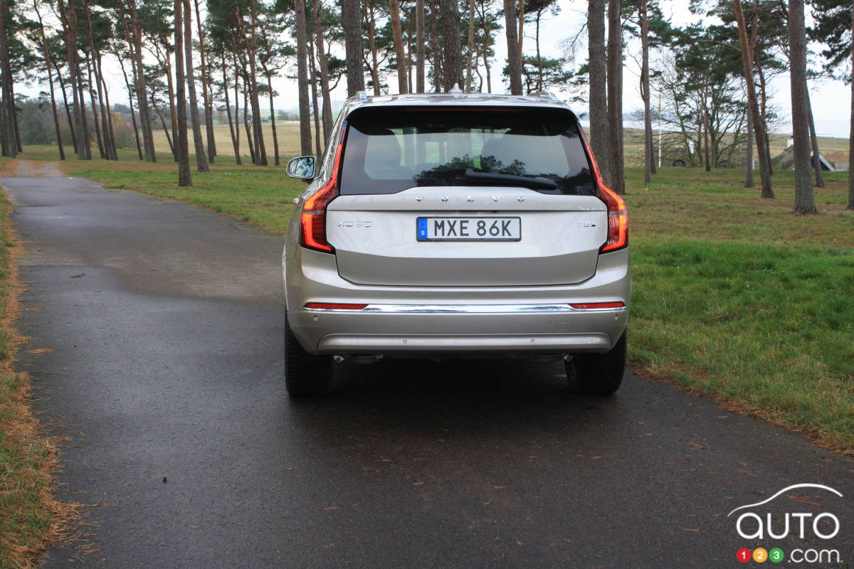 Volvo XC90 2025, arrière